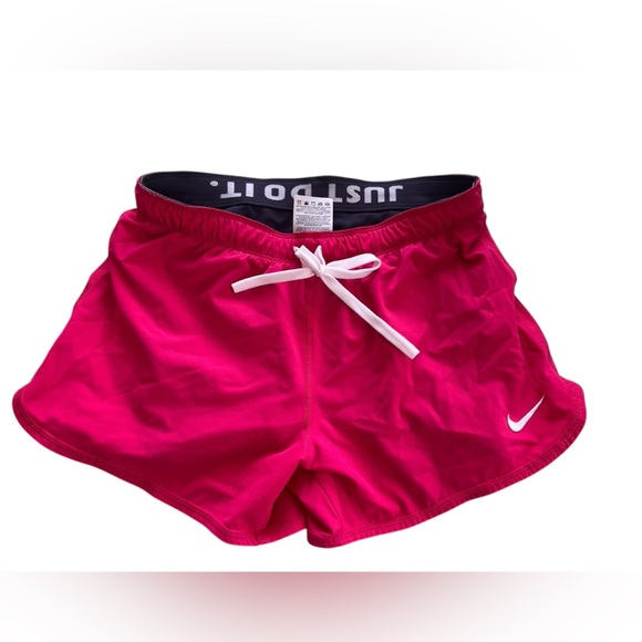 Nike dry fit shorts - Picture 2 of 5